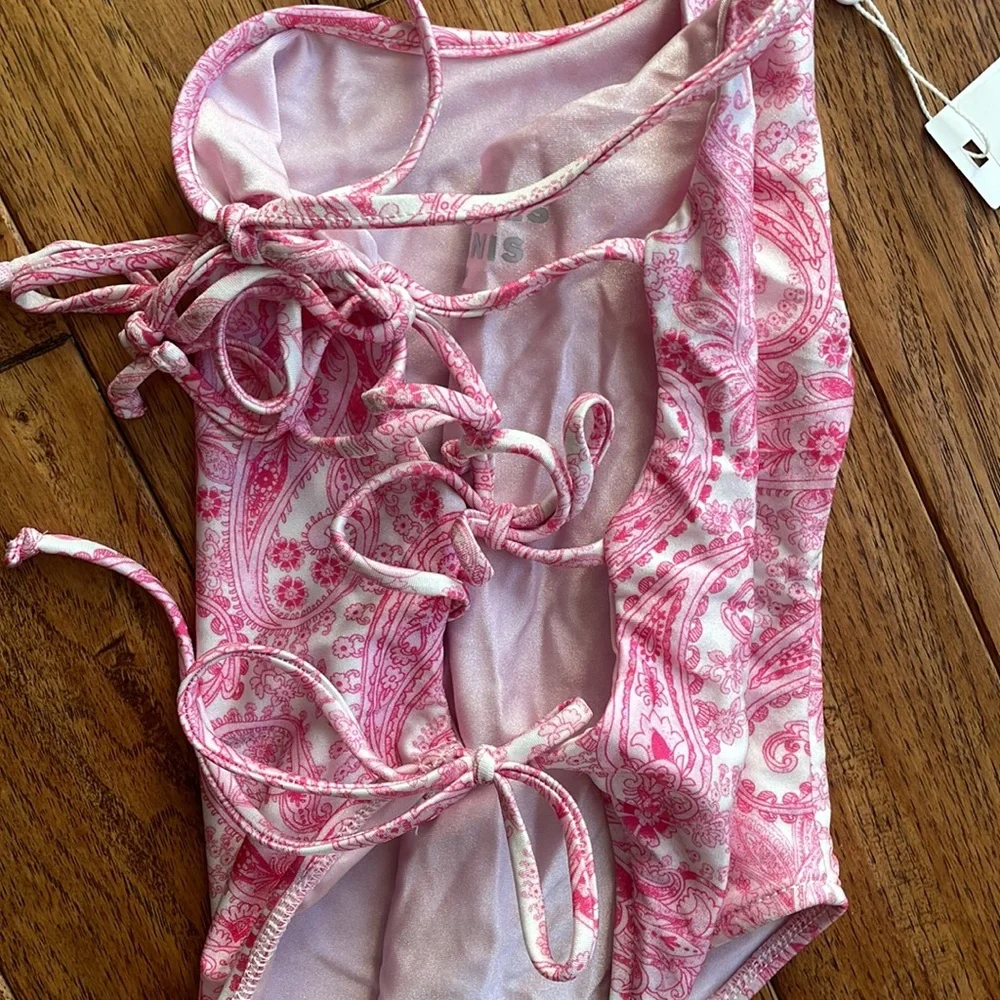NWT Frankie’s Bikinis Honey Shine pink pattern one piece, one shoulder, …